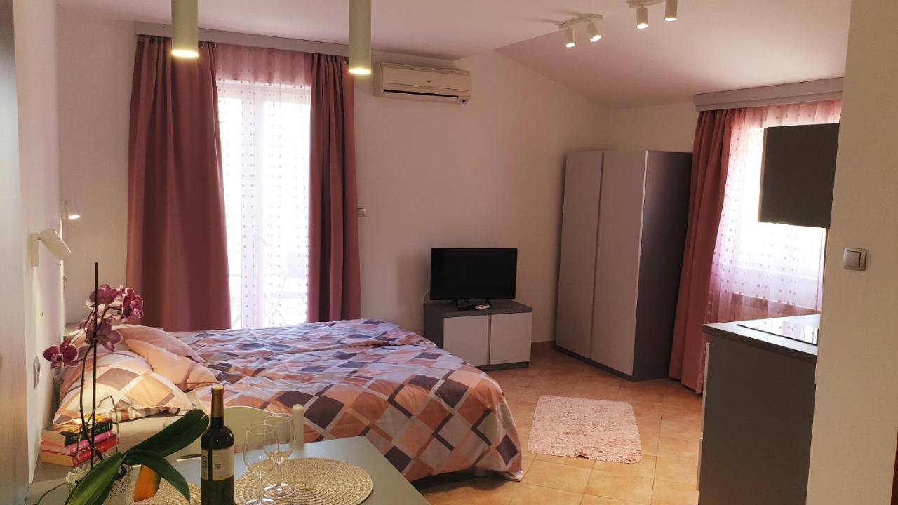 House Maric Apartment Porec Exterior photo
